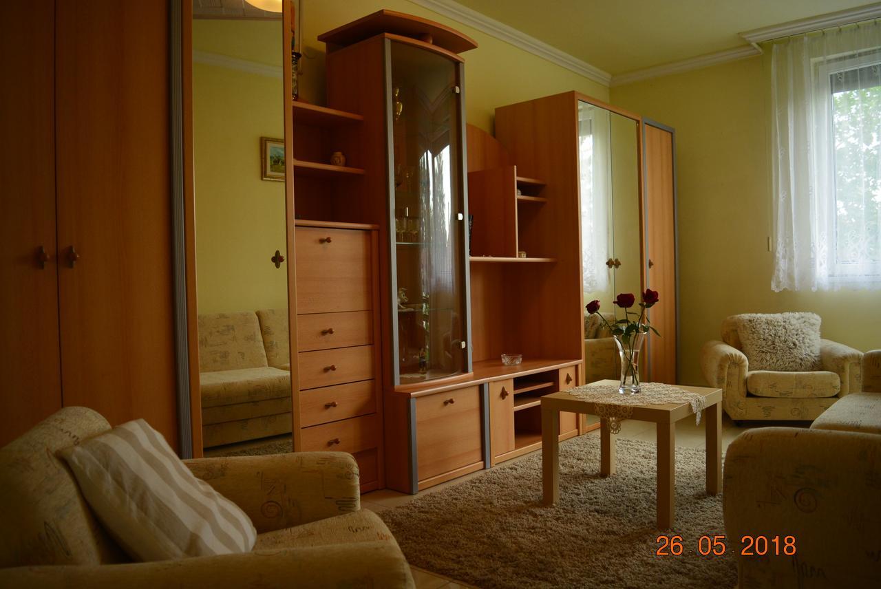 Berettyo Central Apartment Berettyóújfalu Exterior foto